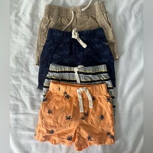 6-12m Gap shorts set